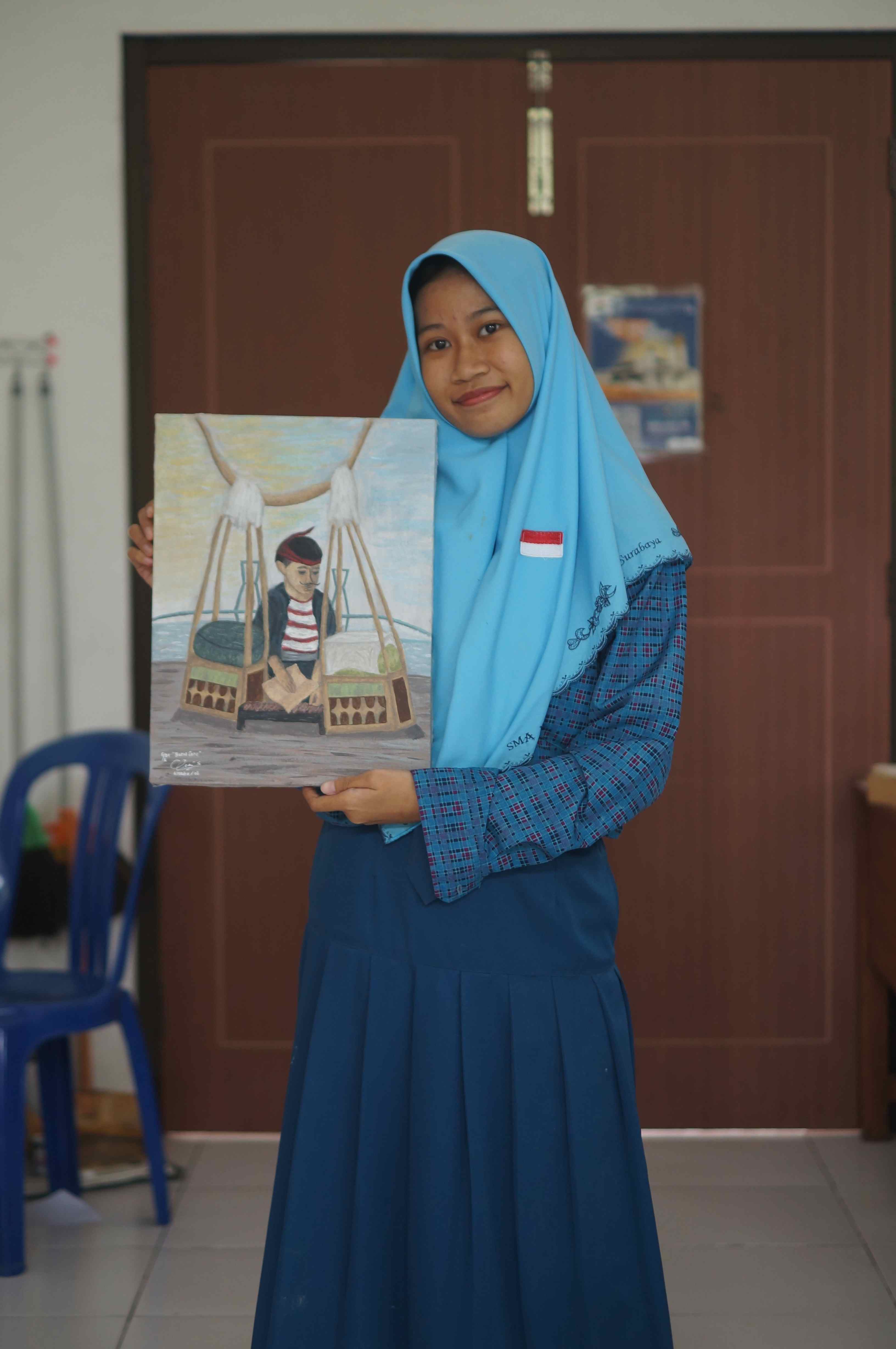 Photo of Enggar and Judul