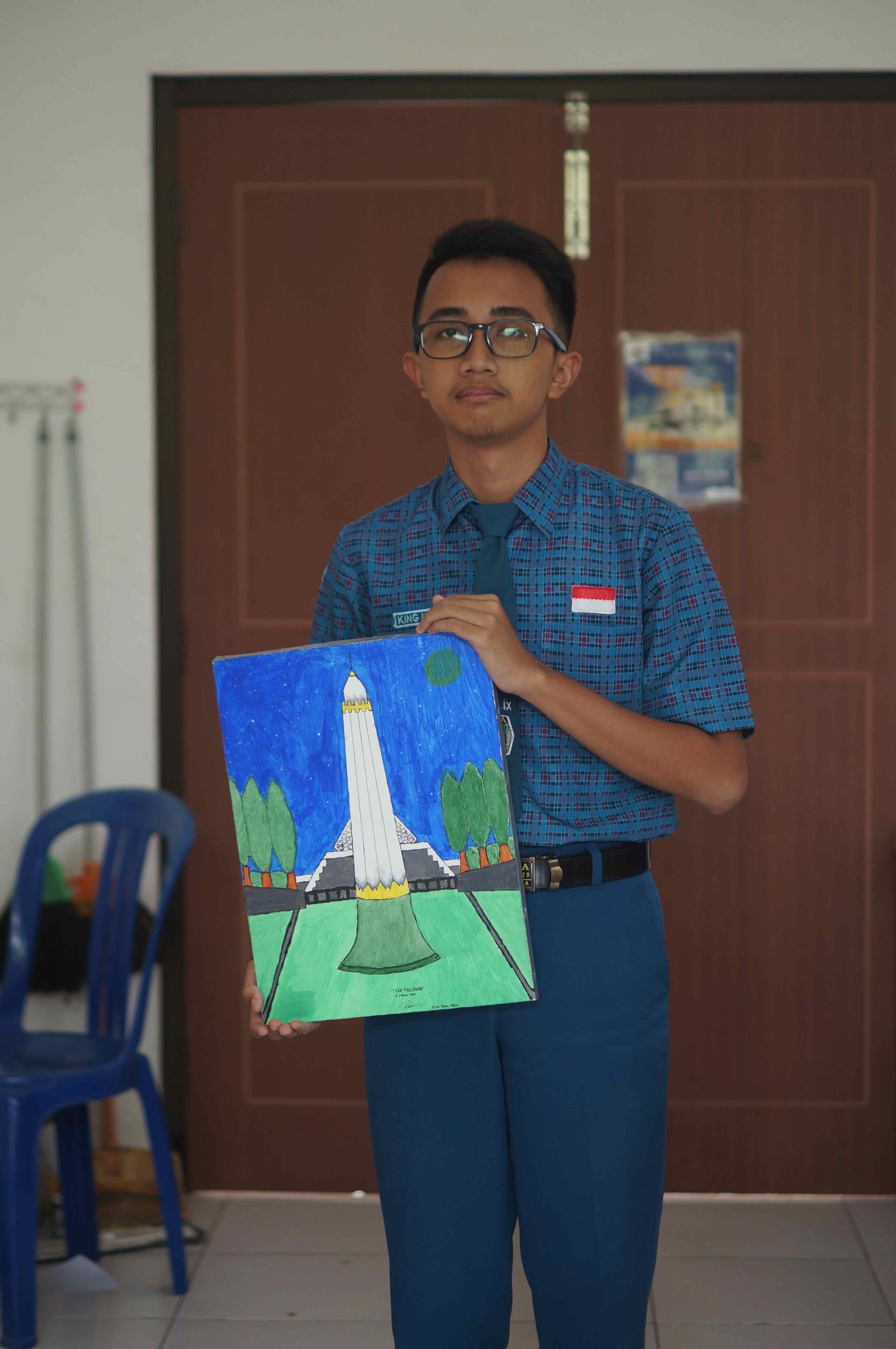 Photo of Enggar and Judul